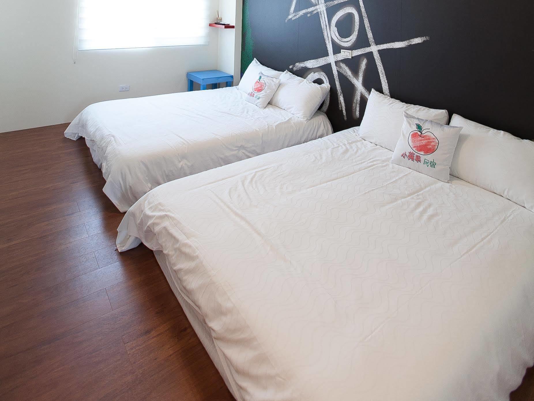 Little Apple B&B Wujie Bagian luar foto
